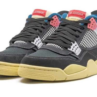 AIR JORDAN 4 UNION OFF NOIR