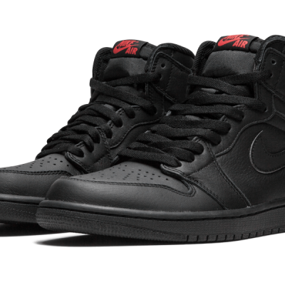 AIR JORDAN 1 NEGRAS