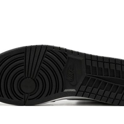 AIR JORDAN 1 NEGRAS Y BLANCAS