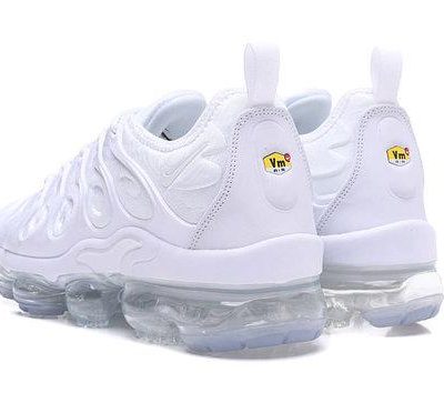 AIR VAPORMAX TN PLUS BLANCAS