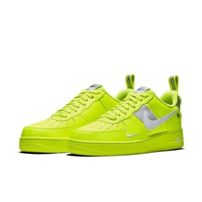 AIR FORCE 1 07 LV8 UTILITY AMARILLAS