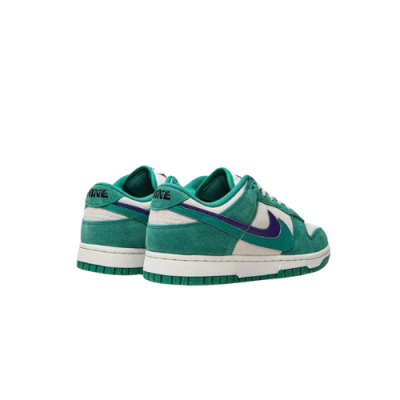 Dunk Low SE Neptune Green